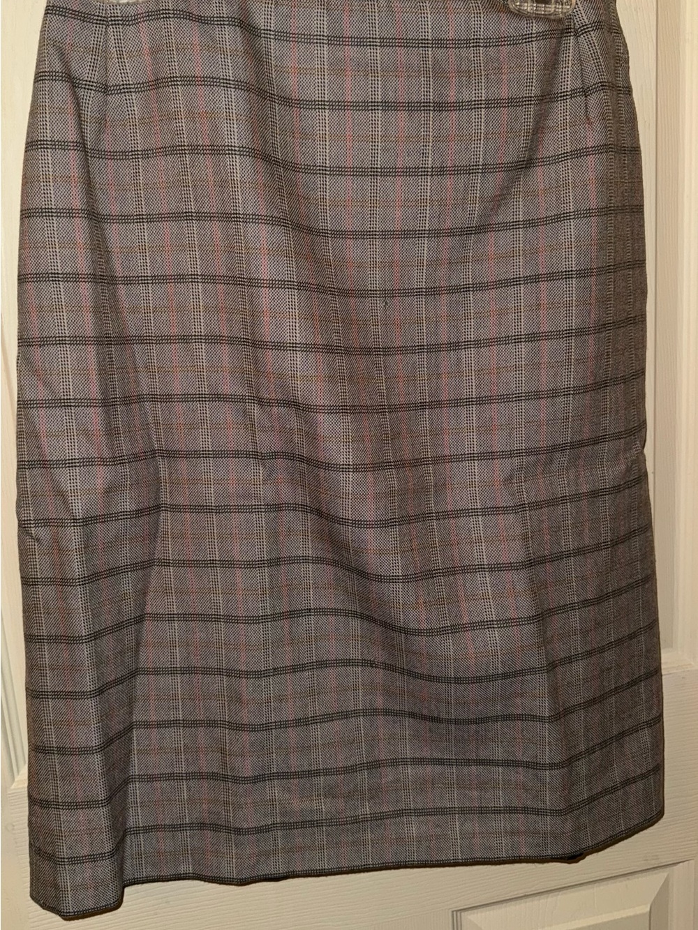 Classic Gray Plaid Pencil Skirt - Women's